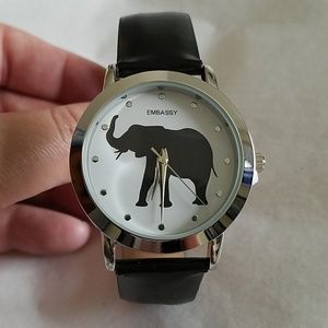 Analog Elephant Wrist Watch